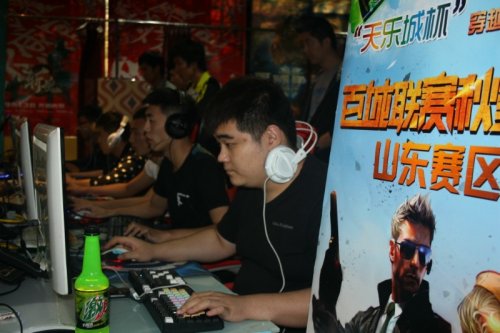 但曼联始终 但曼联始终